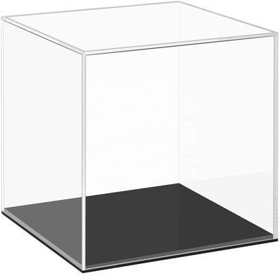 Assemblez la protection antipoussière acrylique ouverte de vitrine de cube pour des jouets de nombres d'actions